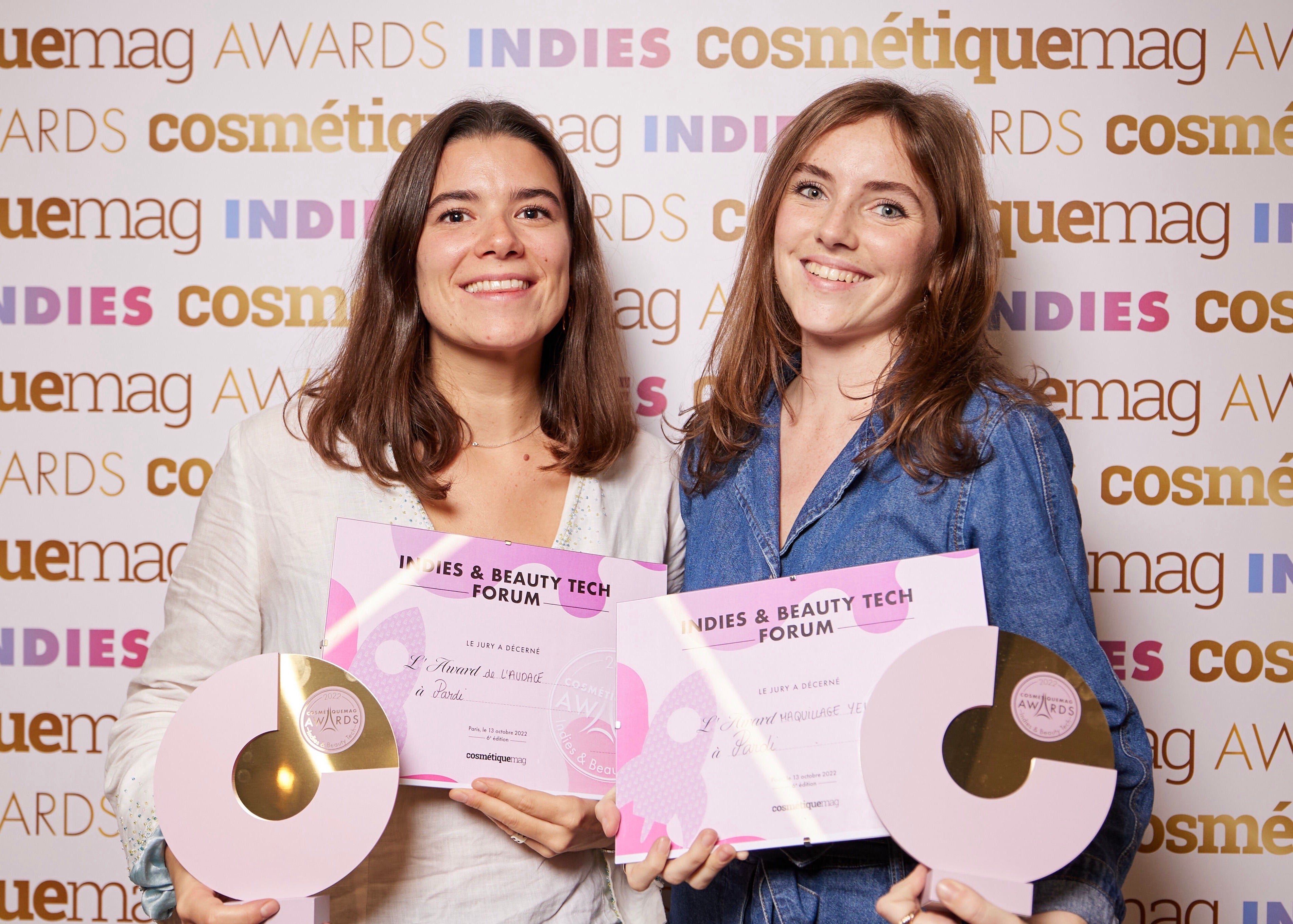 Léa & Julie de Pardi Cosmétiques, Indies CosmetiqueMag Awards, Prix Maquillage Yeux, Médaille d'argent CosmetiqueMag Awards Indies, Prix de l'Audace CosmetiqueMag Awards Indies